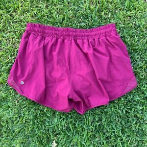 Lululemon Hotty Hot Short LR 4” Maroon/Mulled Wine W7AVGT 12